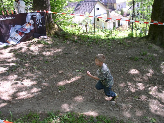 img00107.jpg