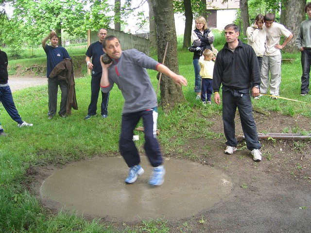 img00100.jpg